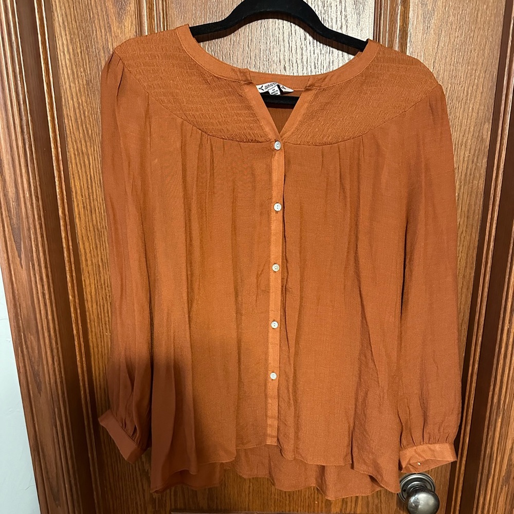 Nanette Lenore Size medium rust color blouse